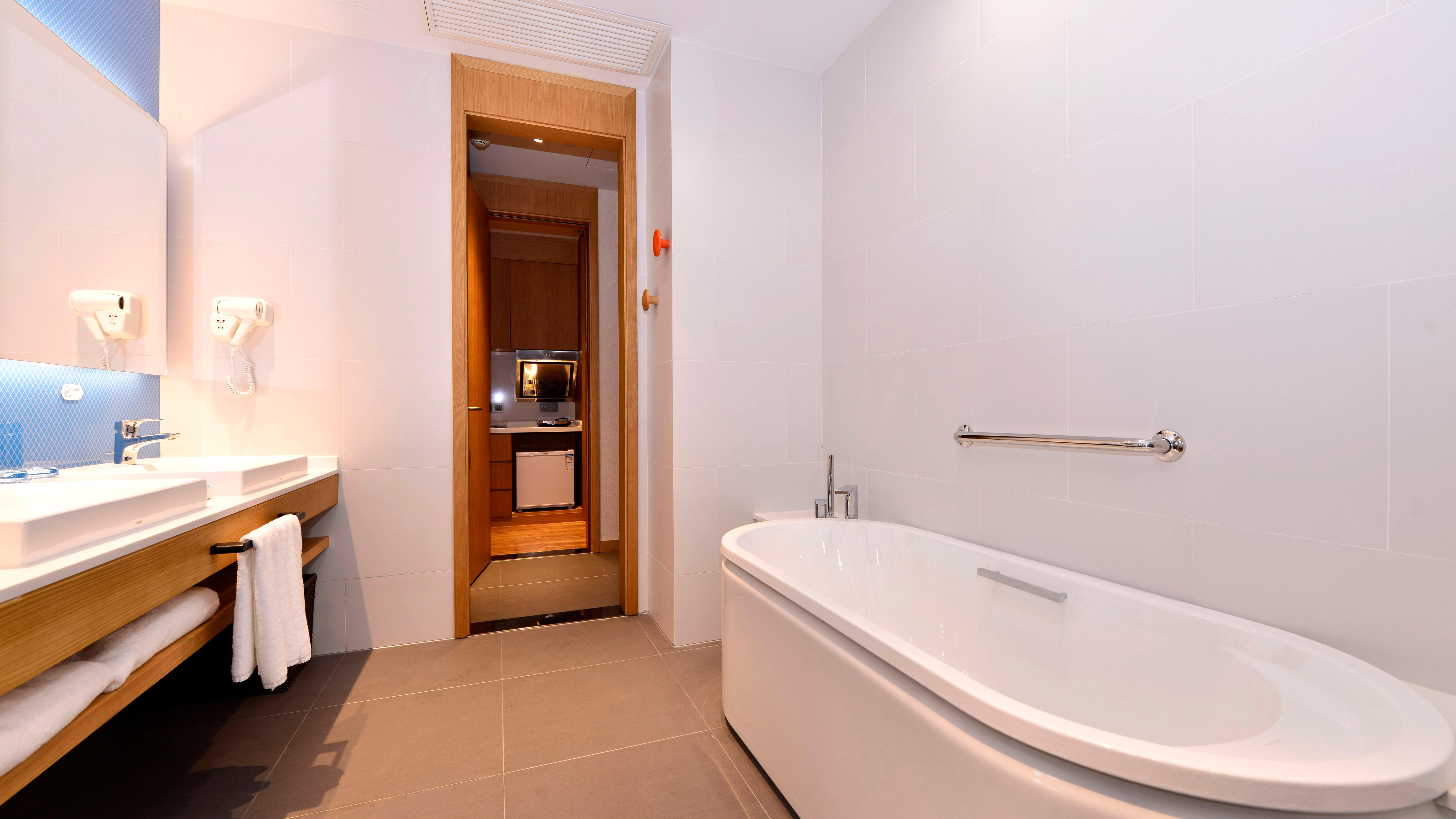 Holiday Inn Express Luanchuan By Ihg Zewnętrze zdjęcie