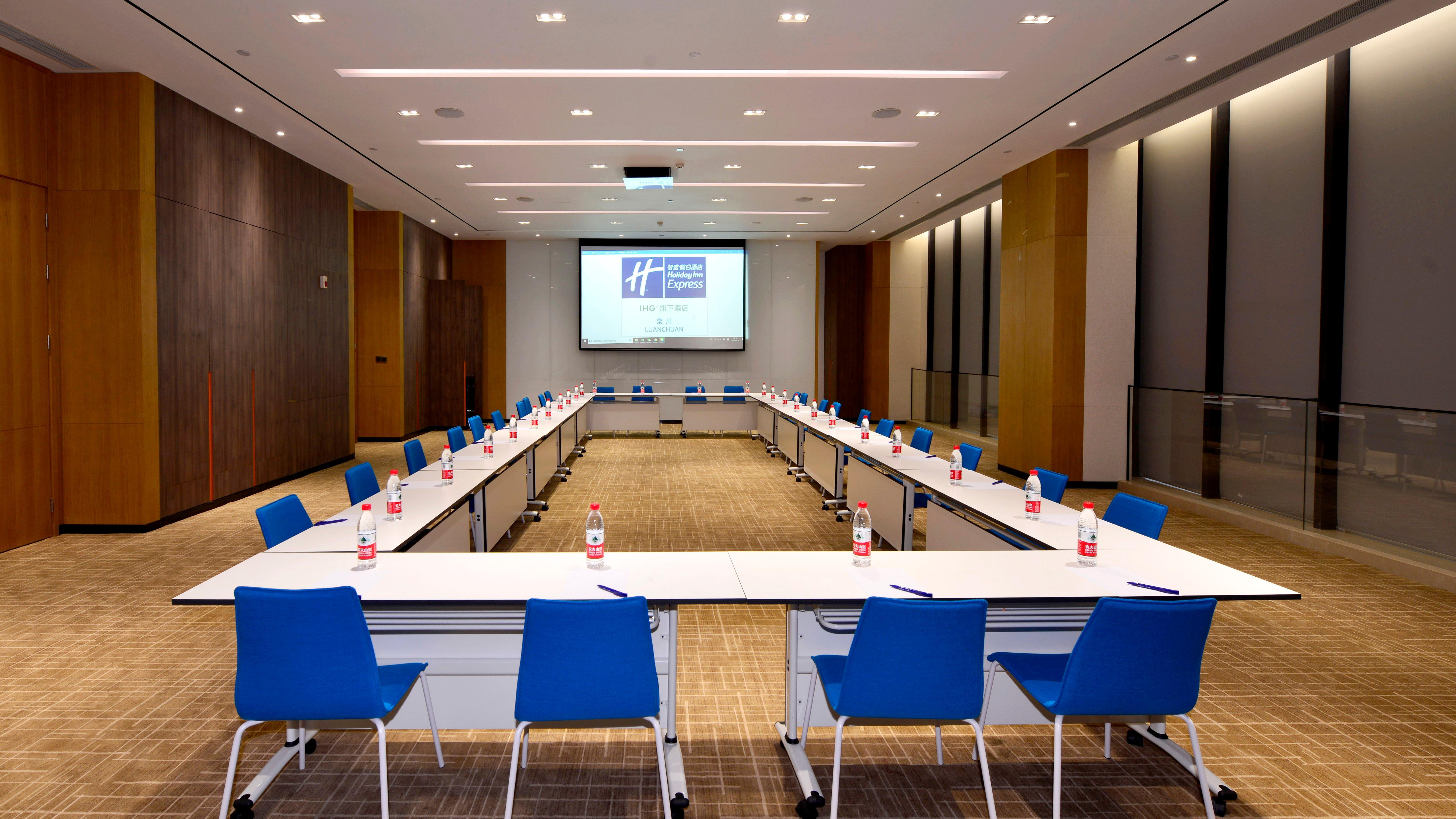 Holiday Inn Express Luanchuan By Ihg Zewnętrze zdjęcie