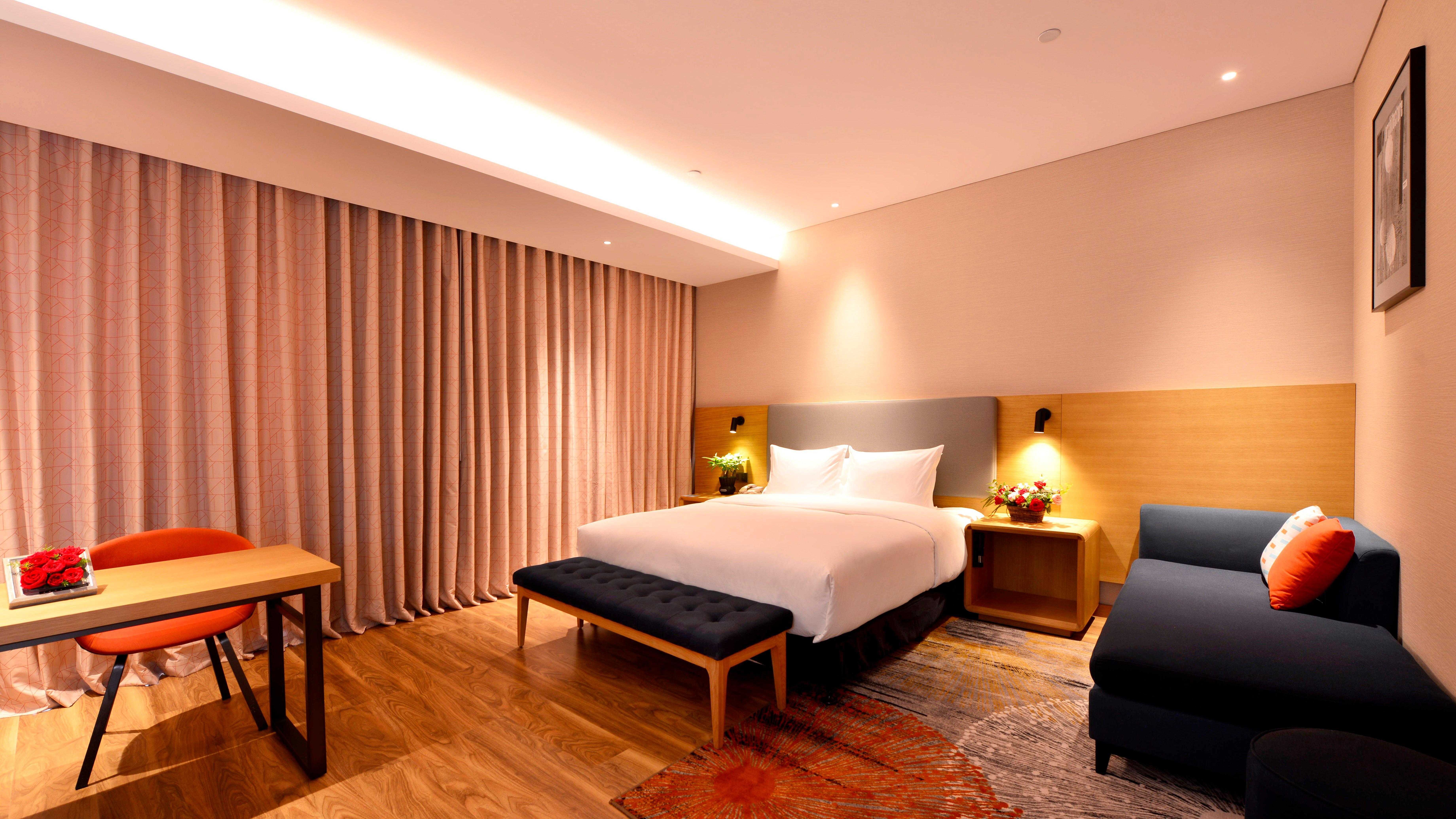 Holiday Inn Express Luanchuan By Ihg Zewnętrze zdjęcie