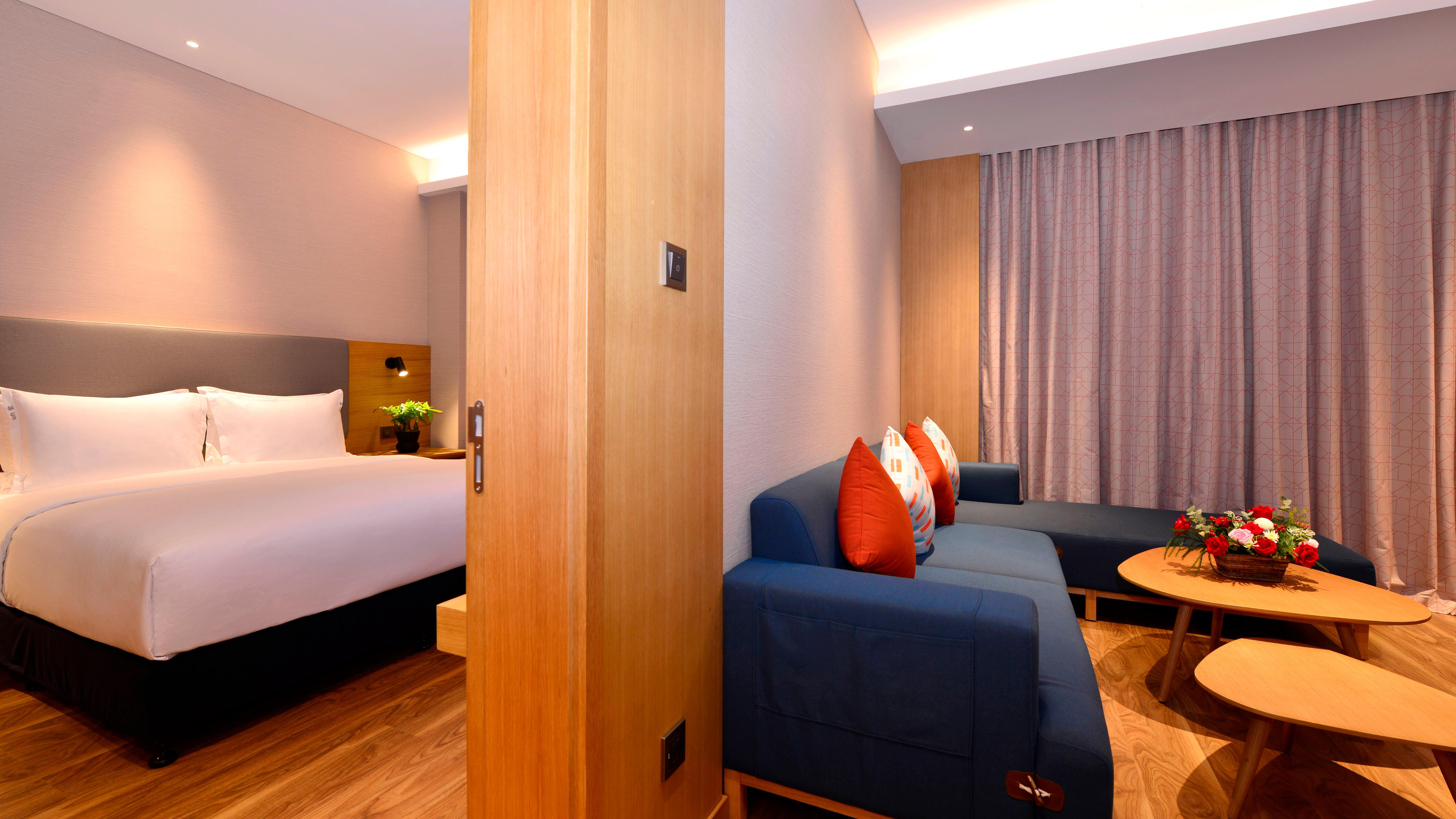 Holiday Inn Express Luanchuan By Ihg Zewnętrze zdjęcie